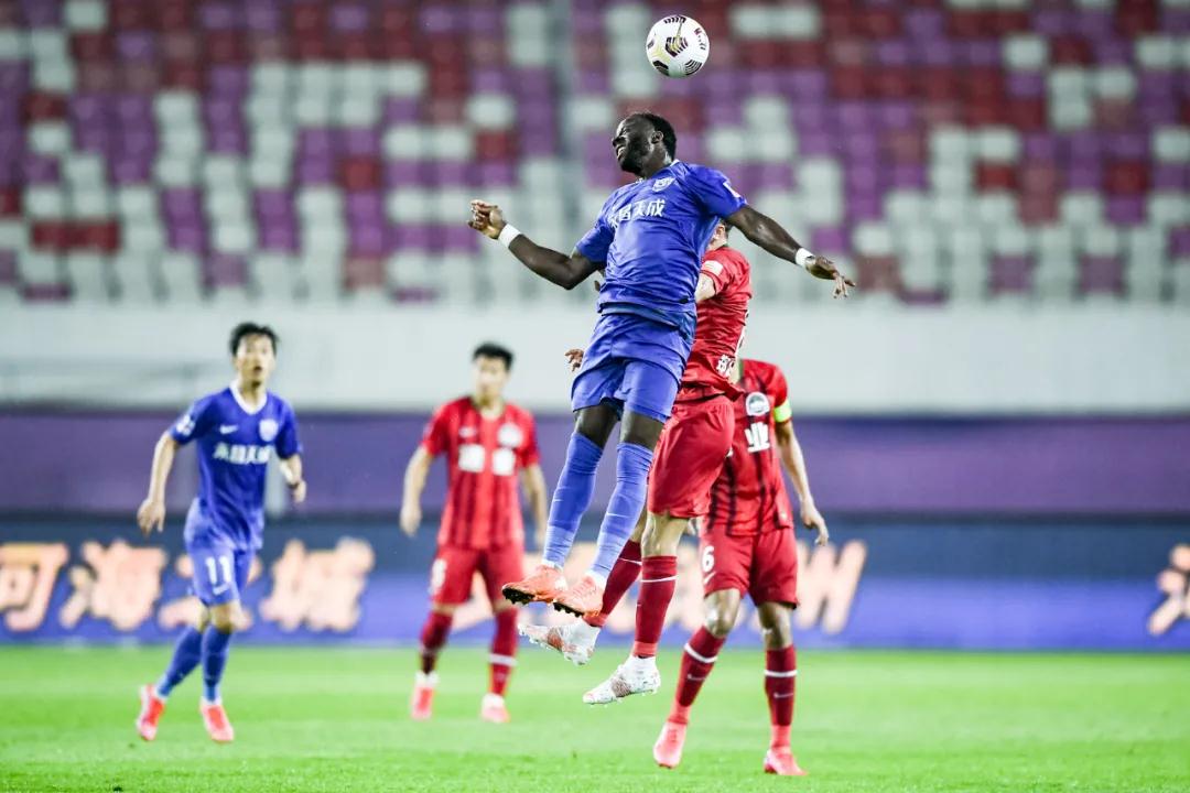 نتائج مباريات أمس من دوري أبطال أوروبا
