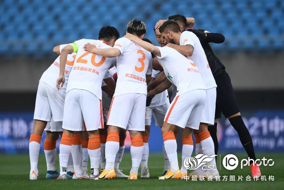 مبارياتريالمدريدوناديبرشلونةبثمباشرالاندليلالمشاهدةالكامل